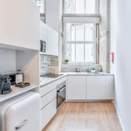 Comfort Dom Hugo - Historic (adults Only) Apartment Porto