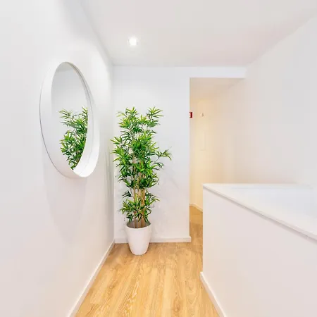 Comfort Dom Hugo - Historic (adults Only) Apartament *